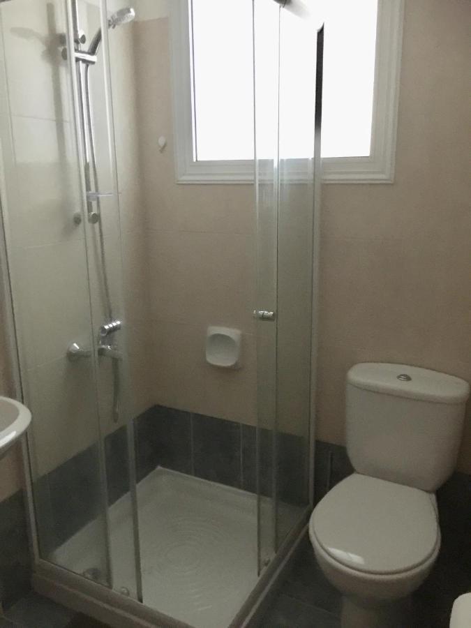 Davi'S Studio Apartment Пафос Экстерьер фото