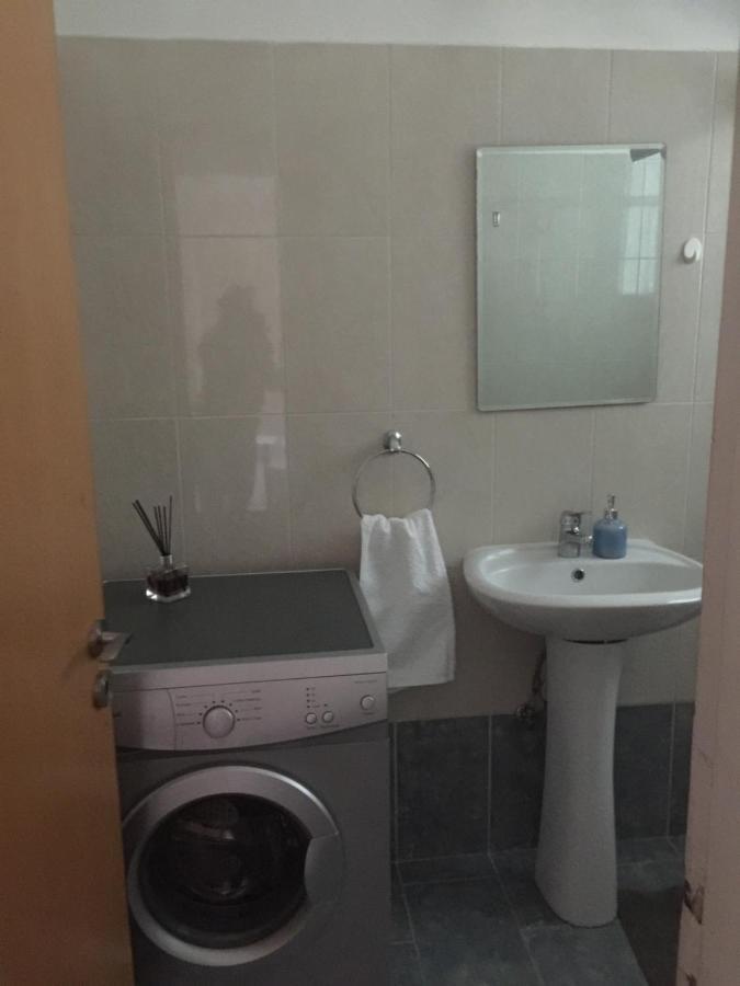 Davi'S Studio Apartment Пафос Экстерьер фото